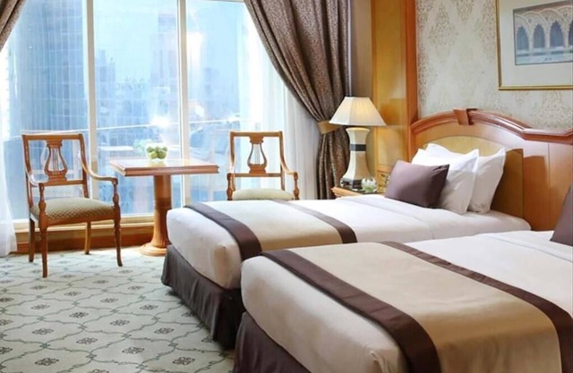 Deluxe Room Near Safeer Market By Luxury Bookings