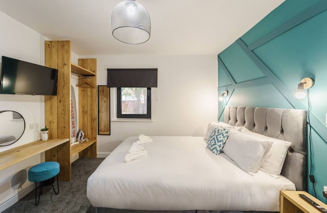 Deluxe Studio Apartments