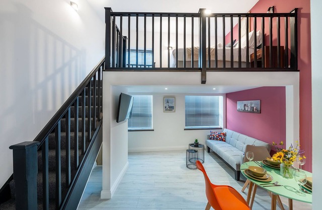 Deluxe-Studio-En suite-City Centre location