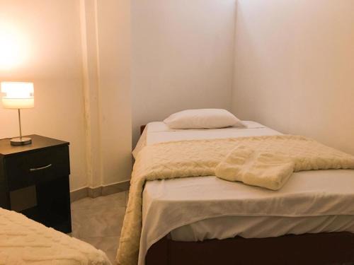 Depa en 1ºPiso a 1 cuadra del Centro Historico, 4 habitaciones, 3 baños completos
