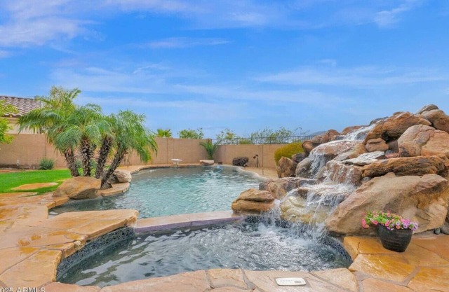 Desert Retreat|Game Room Heated Pool Gym & Hot Tub