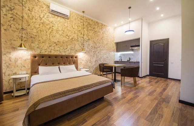 Design Apartments Ploshcha Ukrainskykh Heroiv Area