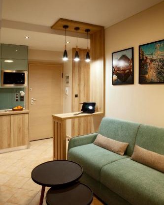 Designer apartments close to the center + free parking