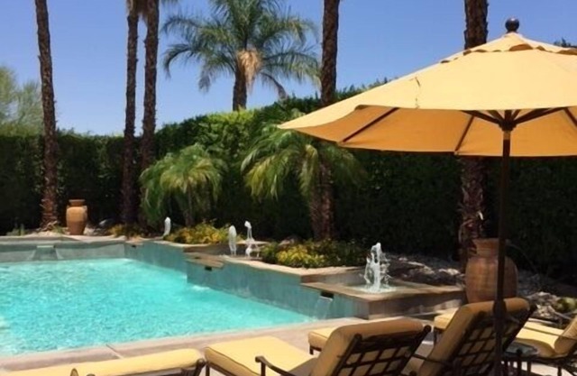 Designer-Perfect Privacy in Oakmont Estates, Mission Hills Country Club