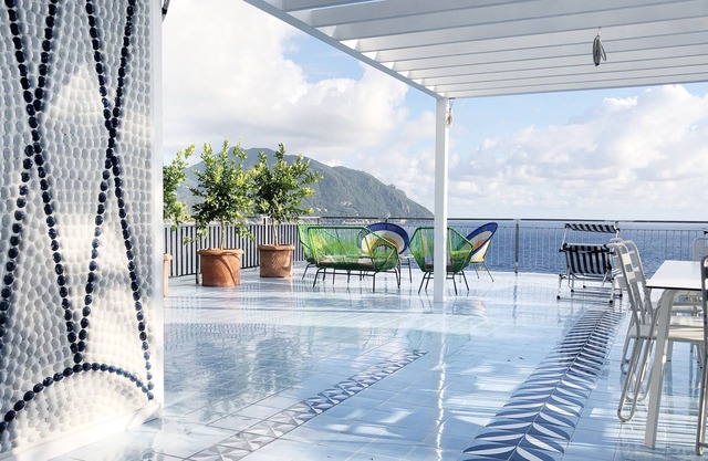 Designer Villa - Waterfront Apartment