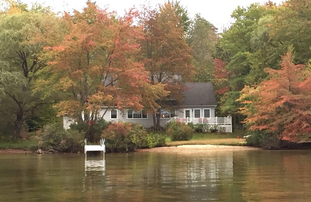 Desirable Senter Cove location