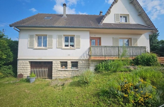 Detached house with magnificent view