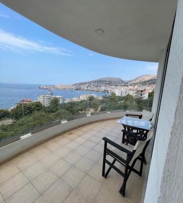 Dhoma plazhi Valentina sarande