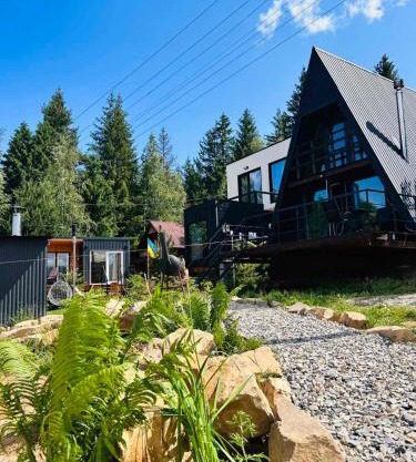 Diamond chalet