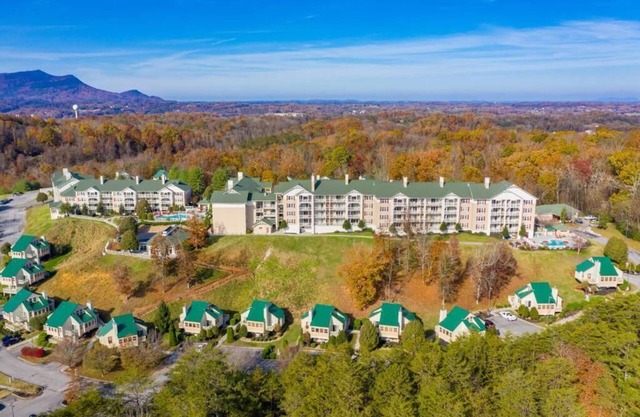 Diamond Resorts Sunrise Ridge Resort - 1 Bed Accessible Roll in Shower