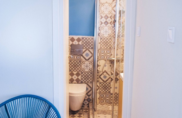 Dinoulas Penthouse: Renovated Apt in the City Center