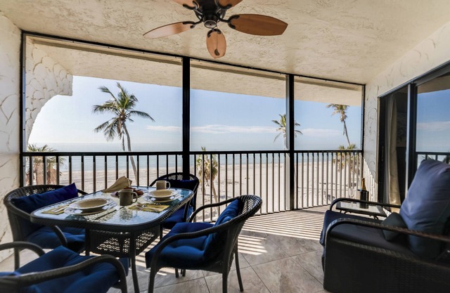 Direct Beach Front/Best View of Gulf Remodeled Pointe Santo E36 Sanibel