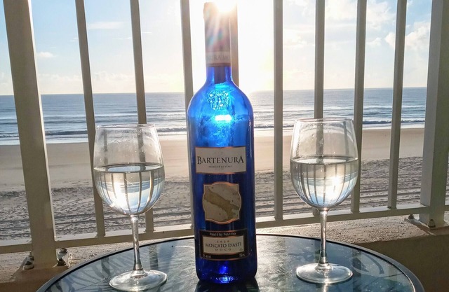 DIRECT BEACHFRONT CORNER Unit Ponce inlet Daytona PRIVATE BALCONY paradise #101