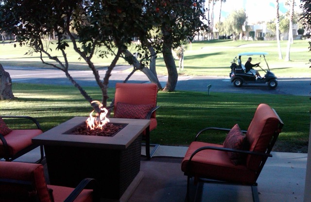 DISCOUNT - 6 months 5/1-10/31 $1800/mth - Beautiful condo at the Desert Princess