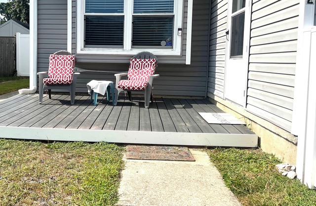 Dog-friendly 3 bdrm single family home fenced yard. Cape May Area Fios internet