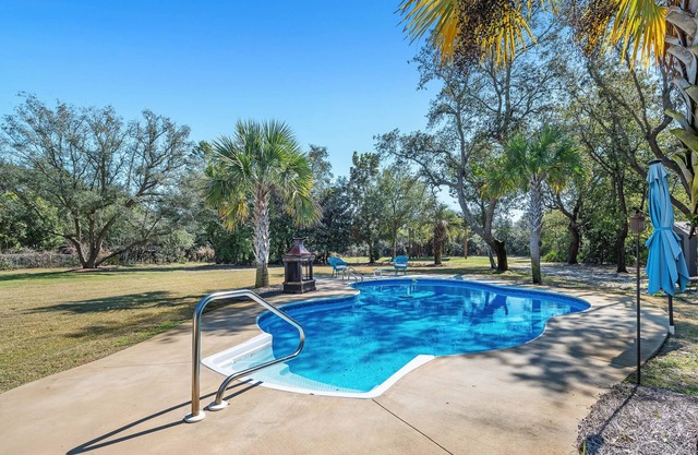 Dog Friendly | Large Private Pool | Beach Getaways
