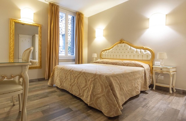Doge's House Apartment.Venetian Dream !