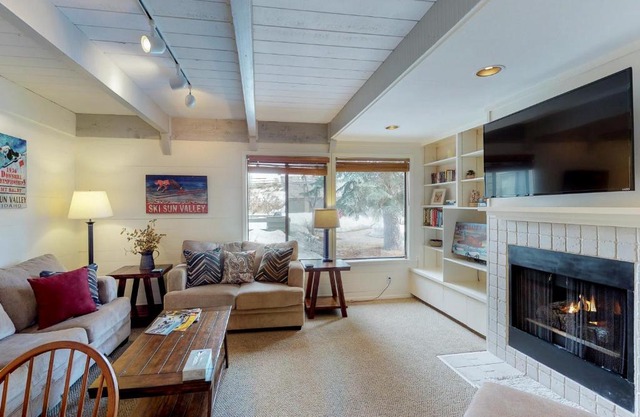 Dollar Meadows 1361