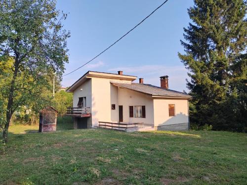 Domacinstvo Pecina Petnica