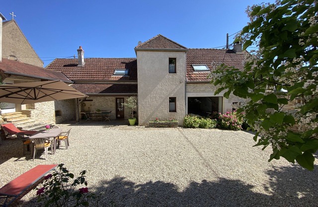 Domaine Les Hauts Pres 4/Propriété de Charme au Pied des Vignes