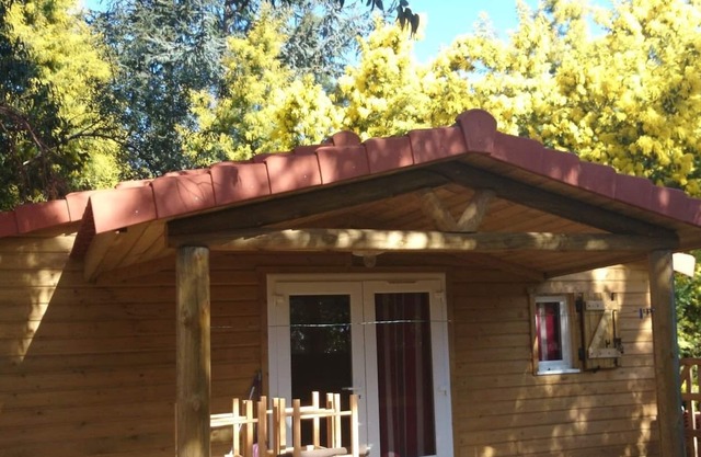 Domaine Mas Bazan - Le chalet écoconstruit N2