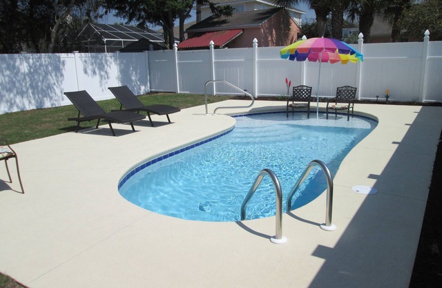 Don't Worry, Be Happy! Private Pool, Golf Cart, 3BR/2BA