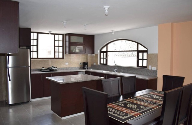 Donwtown Condo with Rooftop Terrace - "Casa Marano' - 'The Peguche' (4)