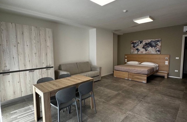 Dormi-RE rooming house offers 12 elegant and comfortable rooms.