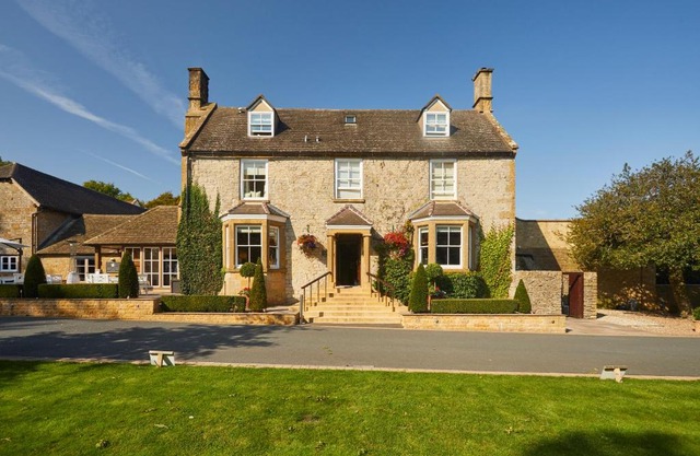 Dormy House Hotel