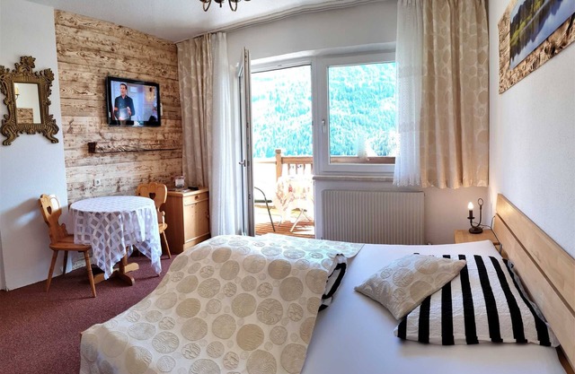 Double bed room with breakfast - Europa Pension Tirol