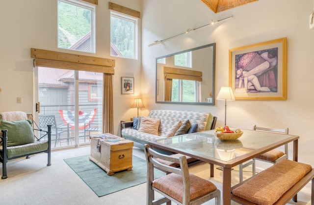 Double Diamond 23 by AvantStay | Close to Town & The Slopes!
