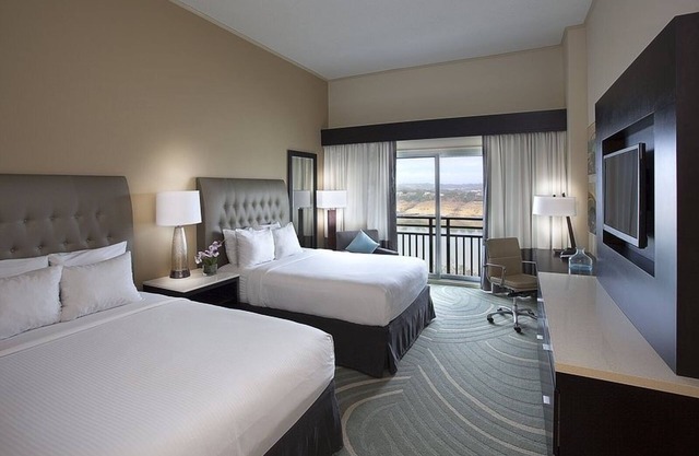 Double Queen Lakeview at Lakeway Resort & Spa, Outdoor Pool!