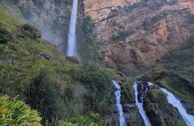 Double Room - Queen's Hotel