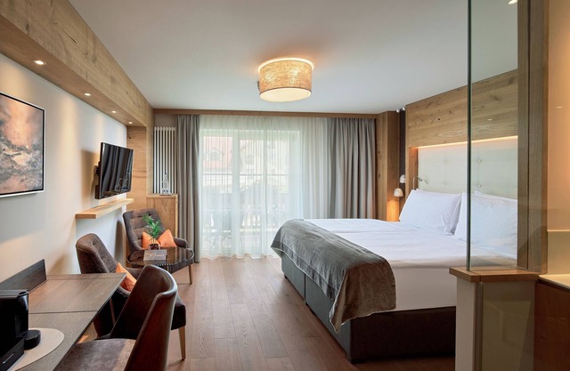 DOUBLE ROOM BERGKRISTALL - Wellness- & Sporthotel Jagdhof *