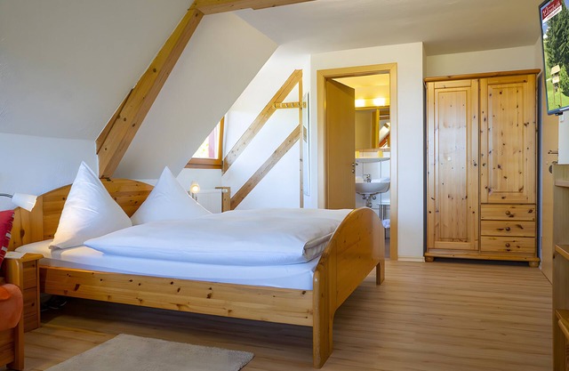 Double room no. 9 including breakfast