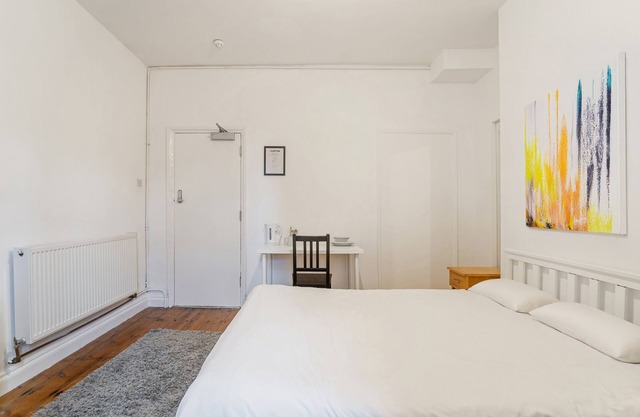Double Room with Shared Bathroom