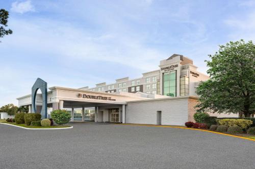 DoubleTree by Hilton Norfolk Airport