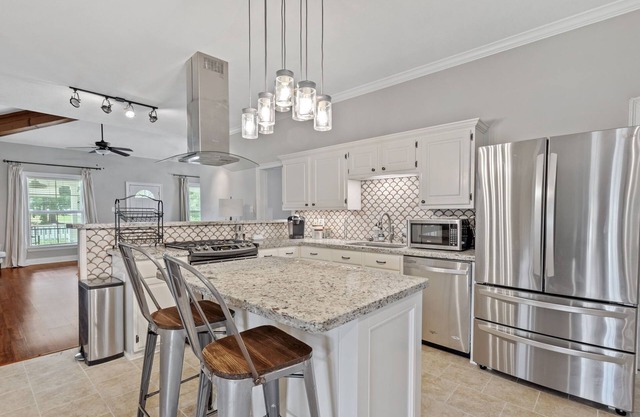 Downtown 3 Bedroom Home
