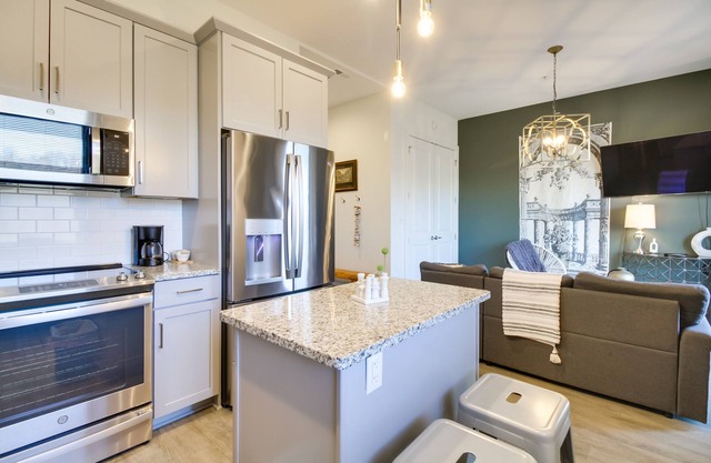 Downtown Lynchburg Condo w/James River Views
