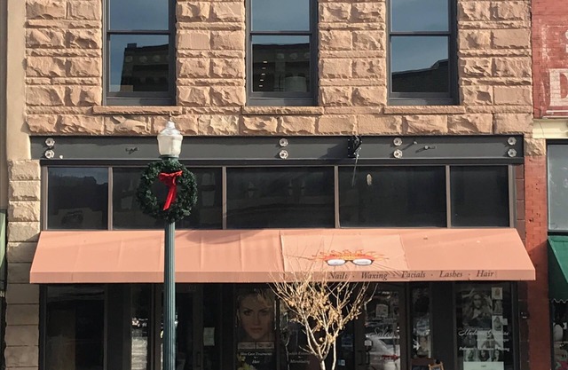 Downtown MainStreet Penthouse 1BR five star Rental with parking overlooking main