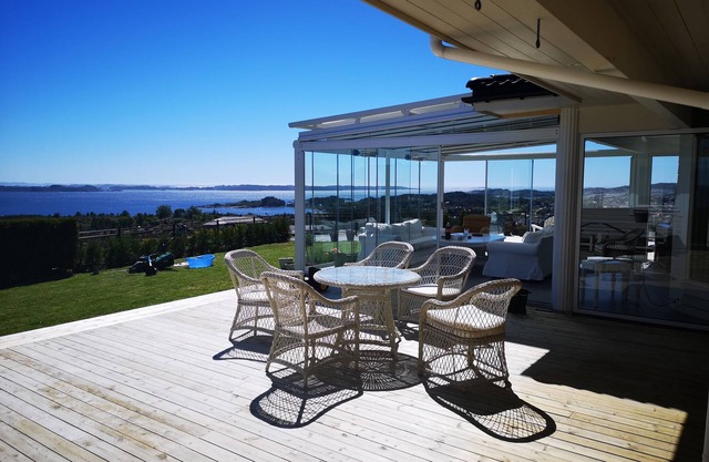 Dream home with panoramic sea views. It doesn't get any better than that.