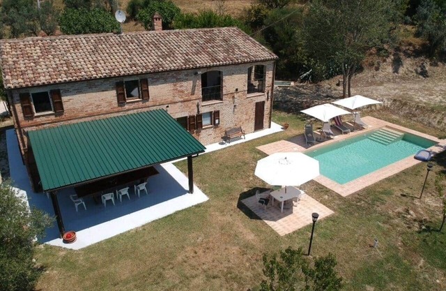 Dreamy country house between sea and mountains!