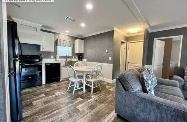 Driftwood Dunes - Sleeps 6