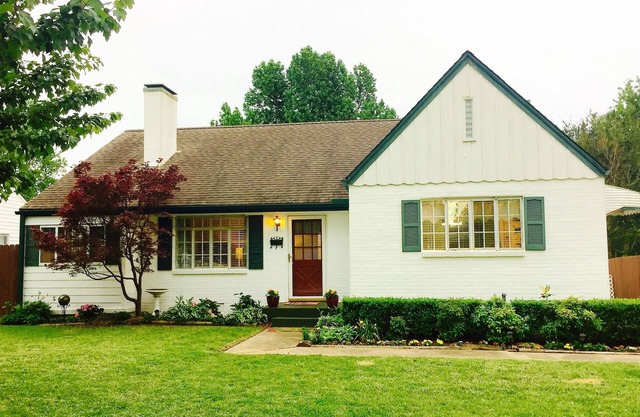 Driller's Dwelling, 1 blk from Expo Center & Fairgrounds, midtown, REMODELED
