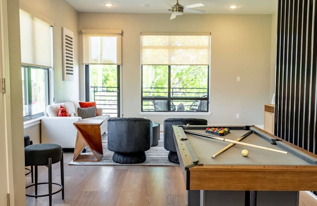 DT Designer Gem | FirePit, Pool Table, Telescope