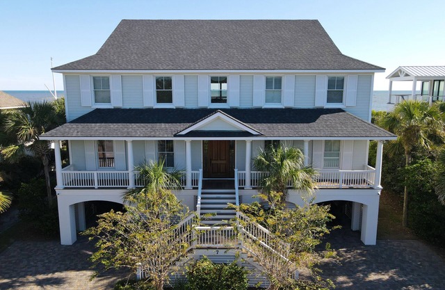 Dunecrest Lane 7: 7 BR, 8 BA House in Isle of Palms, Sleeps 18