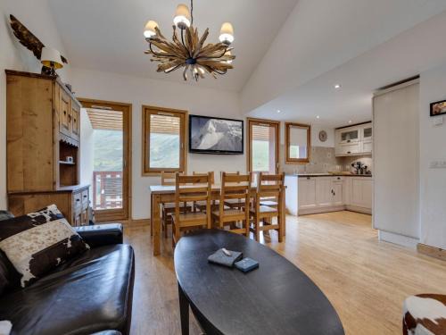 Duplex élégant 3 chambres, skis aux pieds, sauna, parking privé - FR-1-641-106