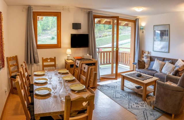 Duplex at the foot of the slopes and hikes