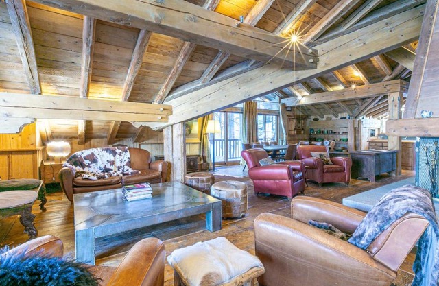 Duplex luxueux avec sauna, cheminée et parking à Val-d'Isère - FR-1-694-334