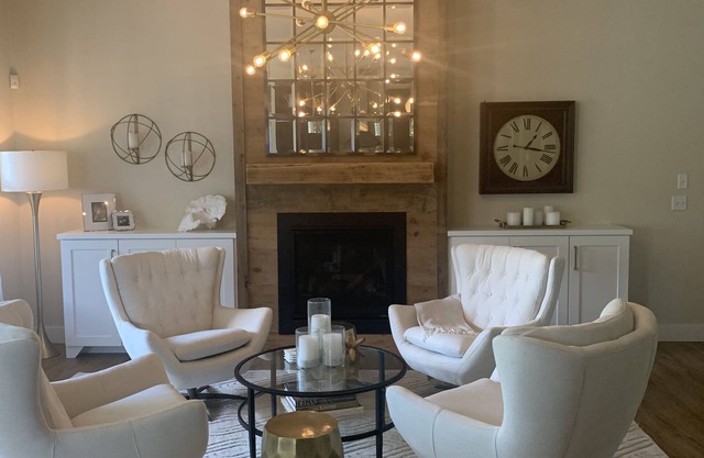 EAA Rental! Beautiful 4 bedroom home! Appleton Wisconsin